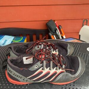 Merrell Trail Glove Barefoot Black Molton Lava Vibram Shoes Size 7.5